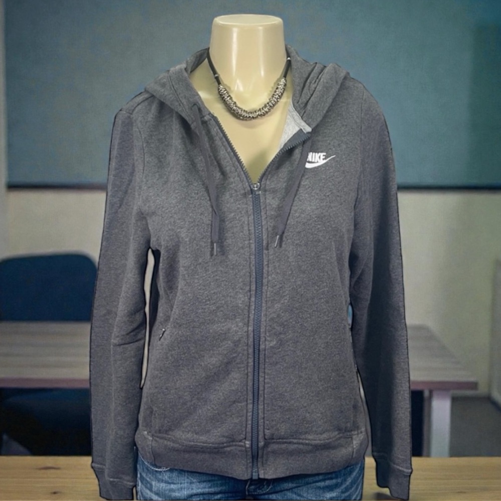Nike zip hooded sweat jacket Size Medium 🩶